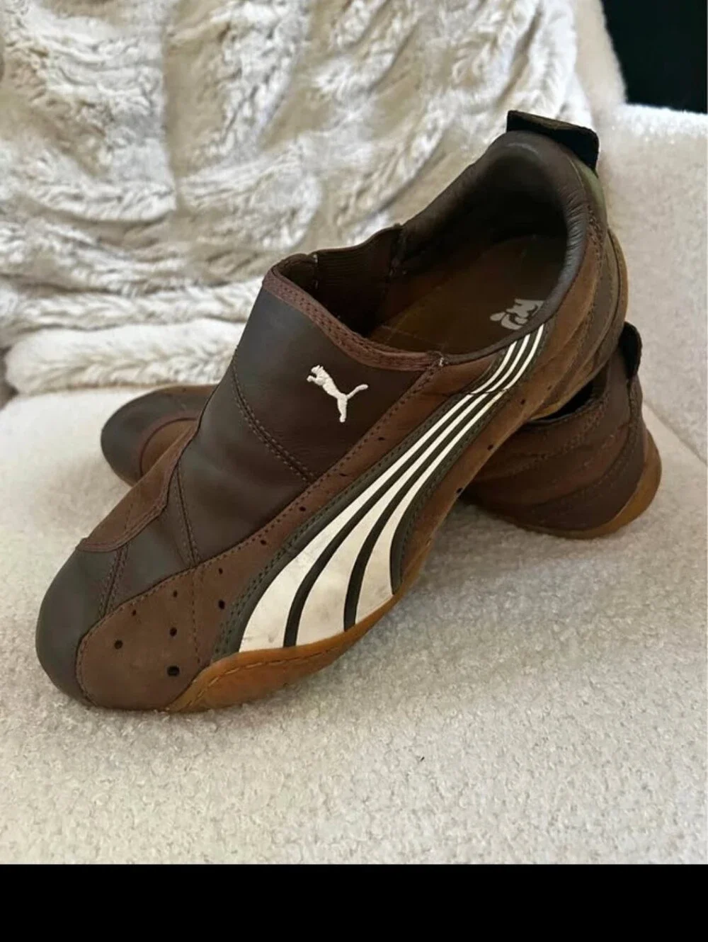 Y2K Puma Women’s Asana Brown Leather Sneakers with White Stripes